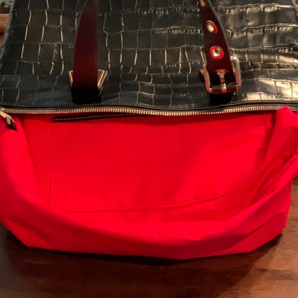 DOONEY & BOURKE Croc Embossed Leather Crossbody Bag - Picture 16 of 17